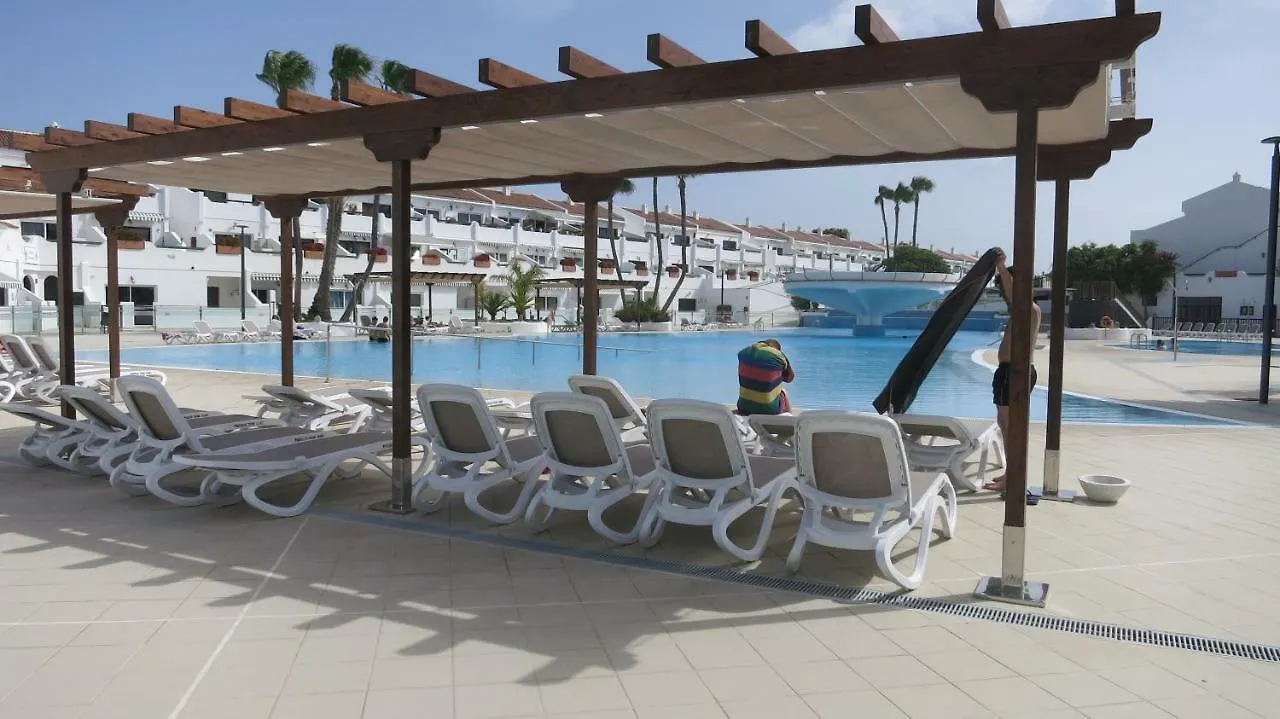 Apartment Tenerife With Impressive Pool 136 Costa Del Silencio